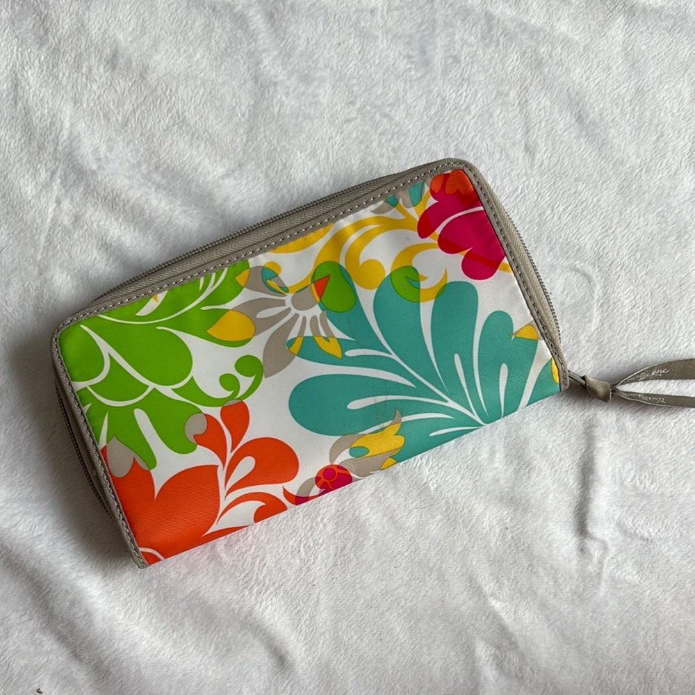 Thirty One wallet